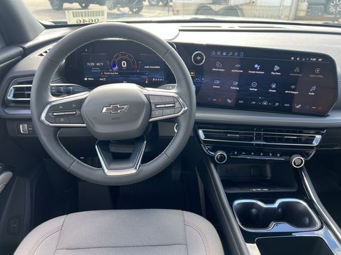 New 2026 Chevrolet Traverse LT w/ Midnight/Sport Edition image 5