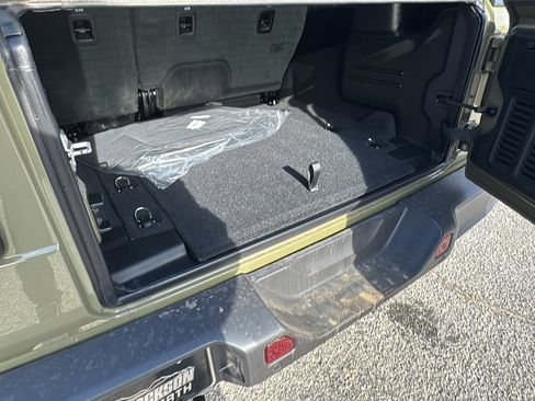 New 2026 Jeep Wrangler Sport S image 29