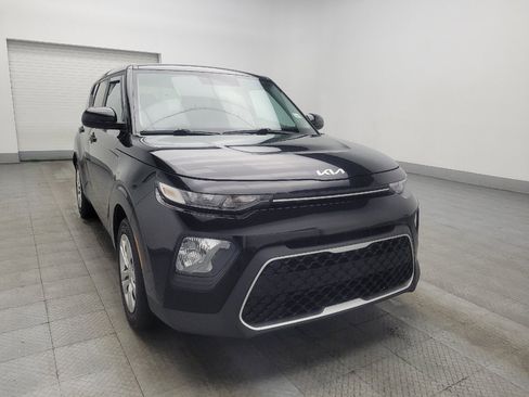 Used 2022 Kia Soul LX FWD image 13
