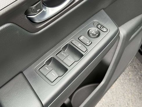 Certified 2026 Honda CR-V EX image 7