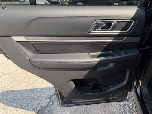 Used 2016 Ford Explorer Sport w/ Equipment Group 401A AWD/4WD image 14