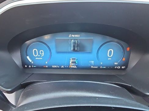 Certified 2025 Ford Escape Platinum w/ Premium Technology Package image 3