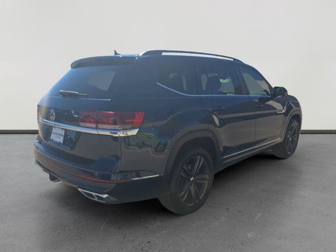 Used 2021 Volkswagen Atlas SE w/ Panoramic Sunroof Package image 5