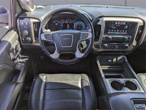 Used 2019 GMC Sierra 3500 Denali image 15