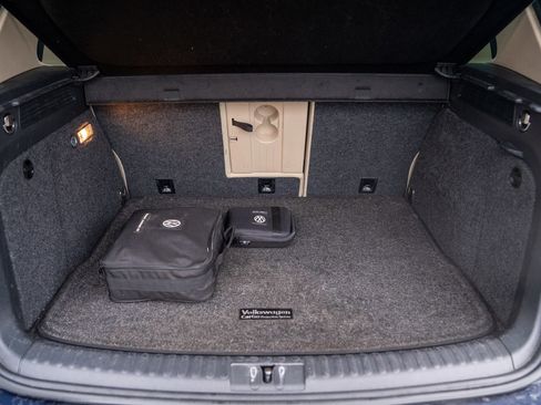 Used 2016 Volkswagen Tiguan SEL image 26