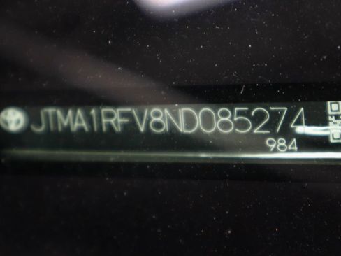 Used 2022 Toyota RAV4 XLE Premium AWD/4WD image 33