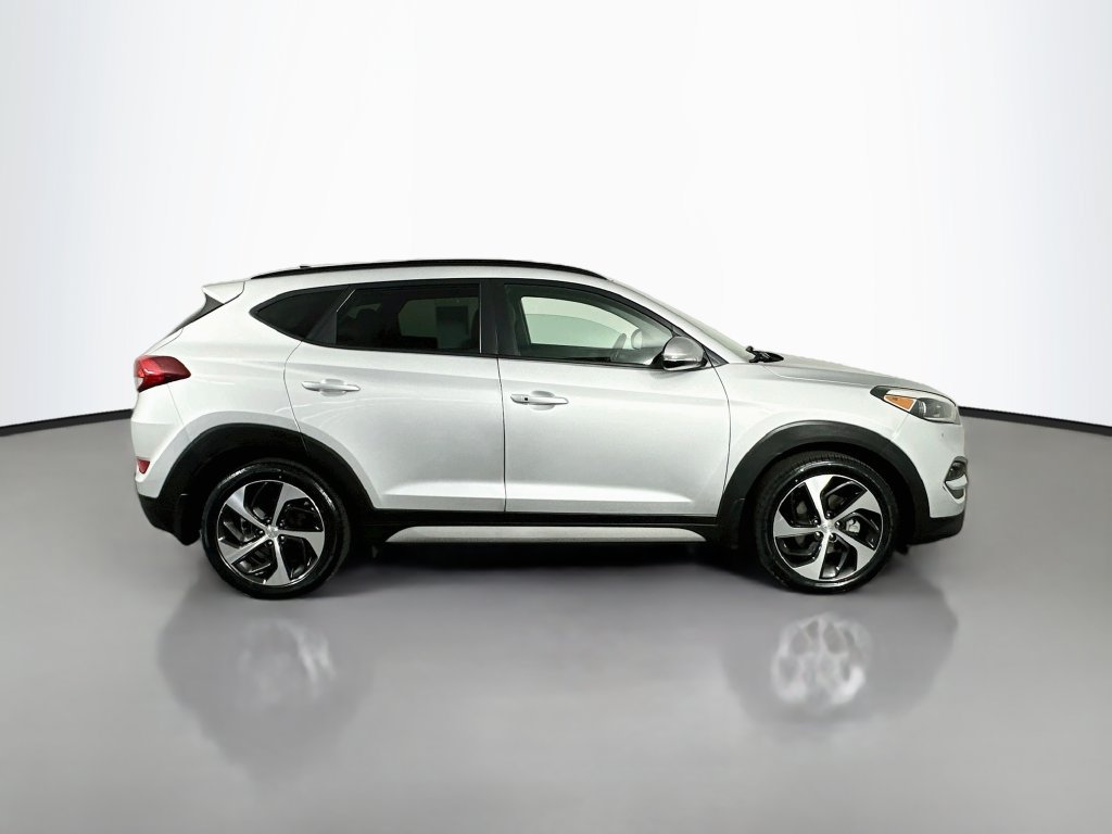Used 2018 Hyundai Tucson Value FWD image 9