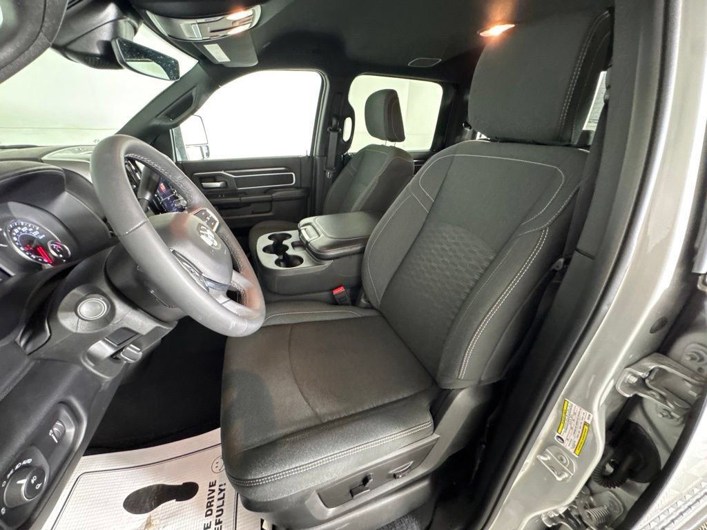 Certified 2026 RAM 2500 Big Horn AWD/4WD image 24