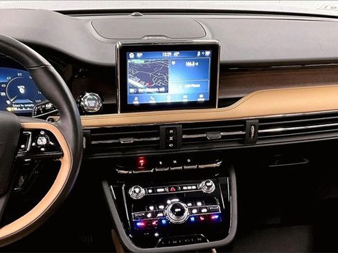 Used 2022 Lincoln Corsair Reserve w/ Luxury Package image 6
