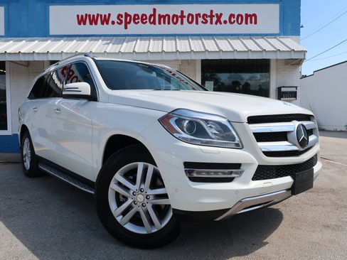 Used 2013 Mercedes-Benz GL 320 BlueTEC 4MATIC image 2