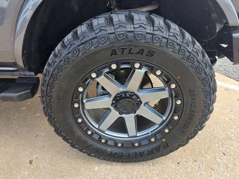 Used 2021 Ford Bronco Outer Banks AWD/4WD image 3