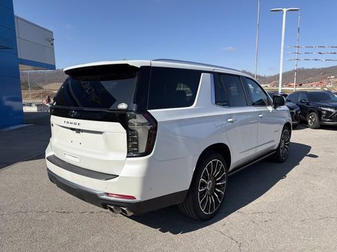 Used 2025 Chevrolet Tahoe High Country w/ LPO, Illumination Package image 4