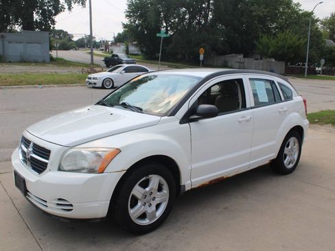 Used 2009 Dodge Caliber SXT FWD image 4