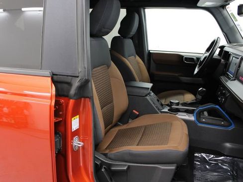 Used 2023 Ford Bronco Outer Banks image 25