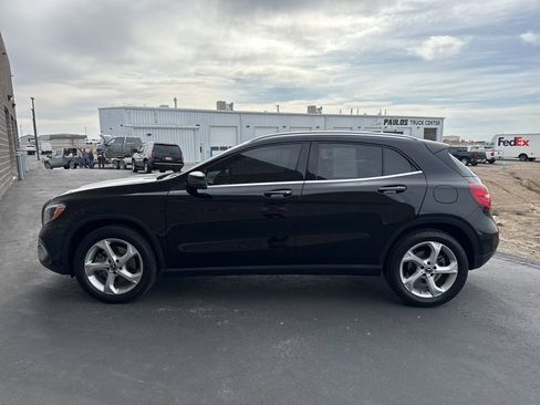 Used 2018 Mercedes-Benz GLA 250 4MATIC image 7