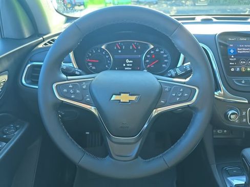 Used 2024 Chevrolet Equinox LT AWD/4WD image 18