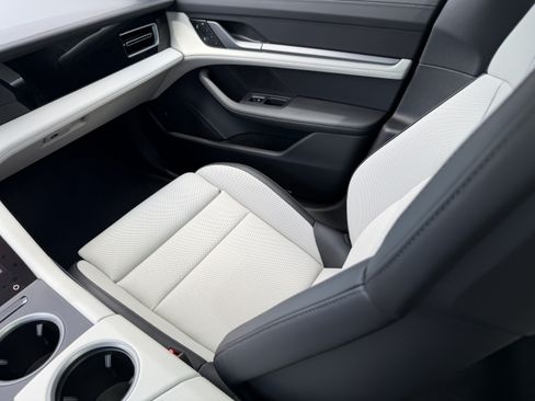 New 2026 Porsche Taycan AWD/4WD image 19