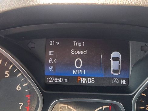 Used 2017 Ford Escape Titanium w/ Equipment Group 301A AWD/4WD image 23