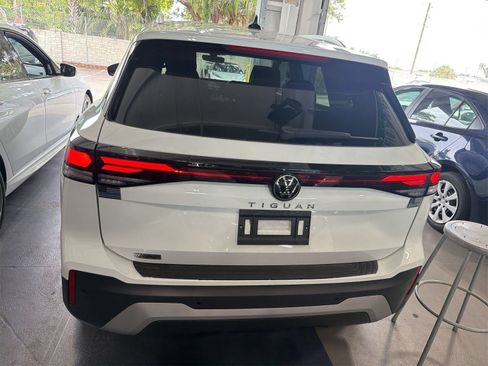 Used 2025 Volkswagen Tiguan S FWD image 4