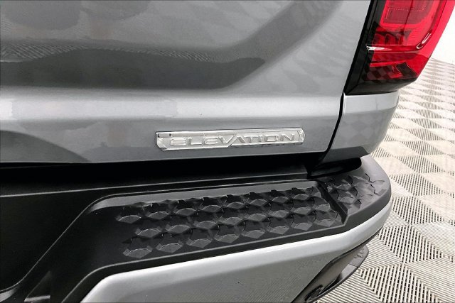 Used 2025 GMC Canyon Elevation AWD/4WD image 9