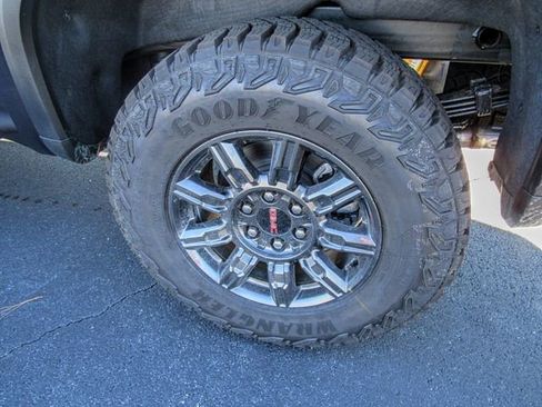 New 2026 GMC Sierra 1500 AT4X image 10