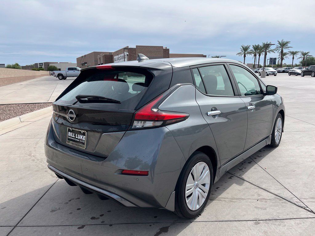 Used 2025 Nissan Leaf S FWD image 8