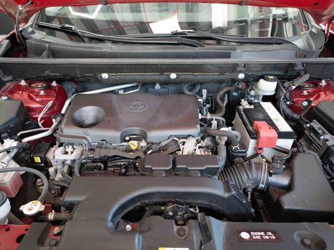 Used 2019 Toyota RAV4 XLE w/ Convenience Package AWD/4WD image 32