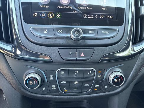 Used 2023 Chevrolet Equinox RS w/ RS Leather Package FWD image 25