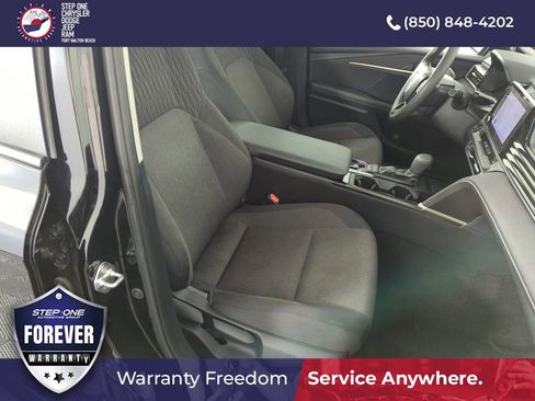 Used 2025 Toyota Camry LE FWD image 33