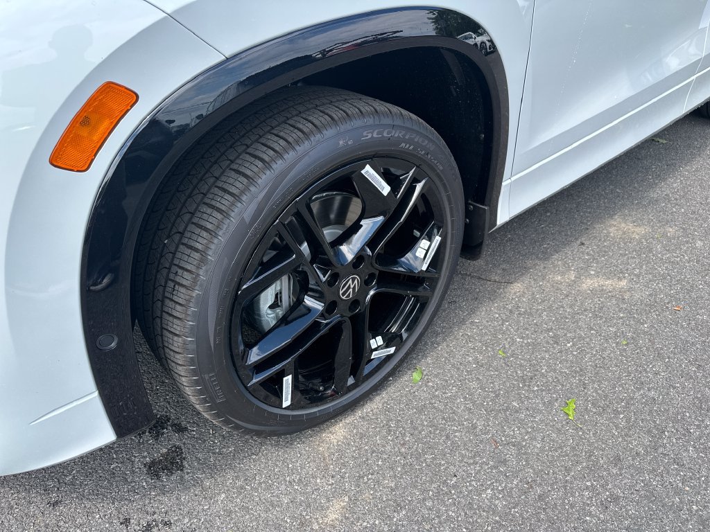 New 2026 Volkswagen Tiguan SE R-Line AWD/4WD image 7