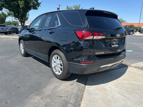 Used 2023 Chevrolet Equinox LT w/ Driver Convenience Package image 9