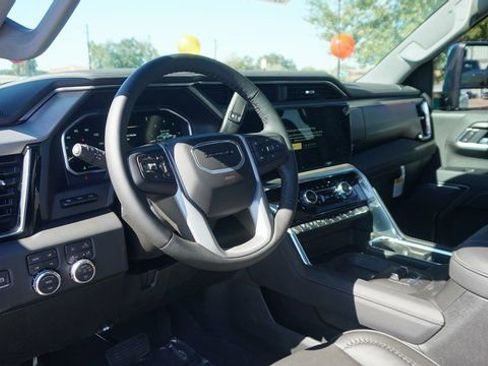 New 2026 GMC Sierra 3500 Denali w/ Denali Reserve Package image 18