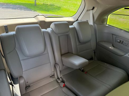 Used 2014 Honda Odyssey Touring Elite image 21