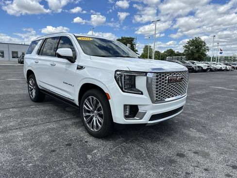 Used 2021 GMC Yukon Denali w/ Denali Premium Package RWD image 11