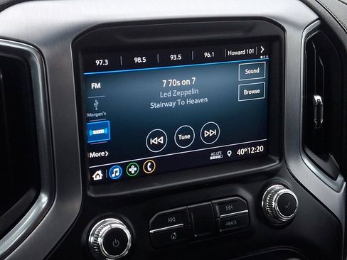 Used 2022 GMC Sierra 1500 SLE image 17