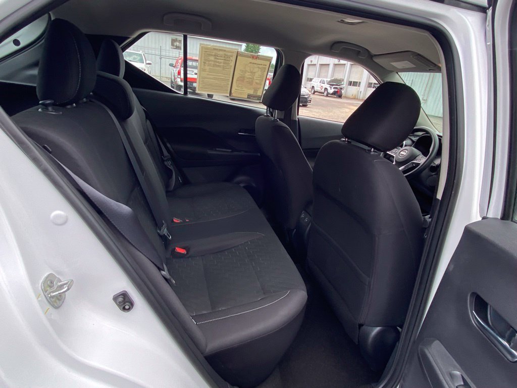 Used 2023 Nissan Kicks SV FWD image 16