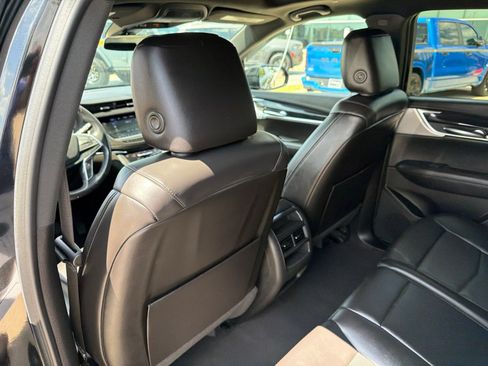 Used 2023 Cadillac XT5 Premium Luxury FWD image 17