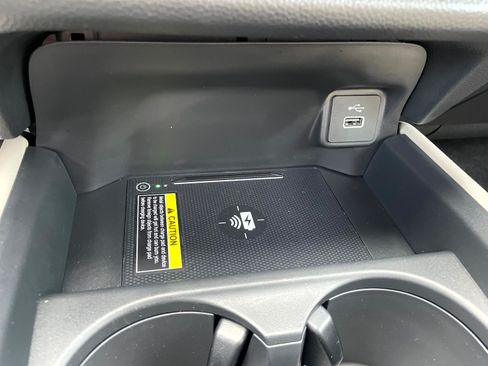 Certified 2025 Honda HR-V EX-L image 18