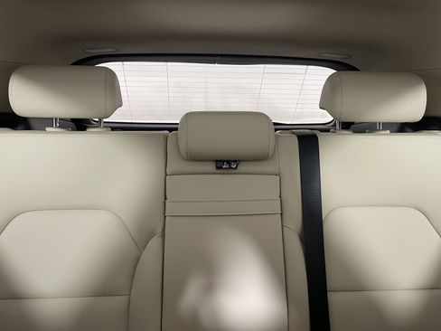 Used 2019 Mercedes-Benz GLA 250 image 14