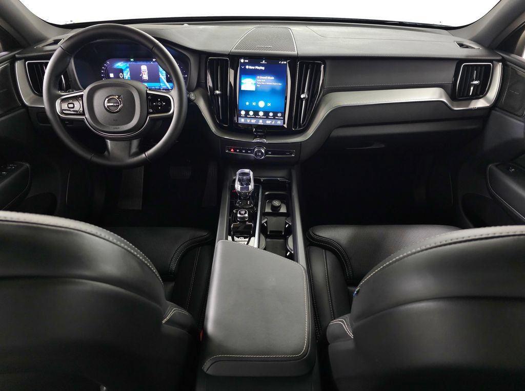 Used 2025 Volvo XC60 T8 Ultra w/ Protection Package Premier AWD/4WD image 12