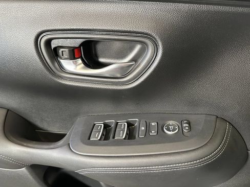 Used 2024 Honda HR-V EX-L image 18