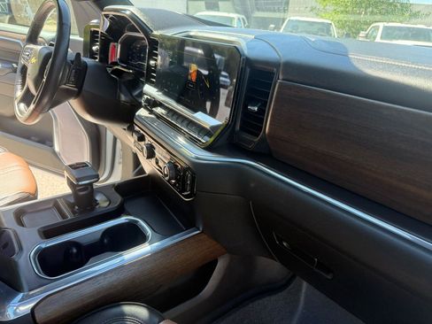 Used 2023 Chevrolet Silverado 1500 High Country w/ Max Trailering Package AWD/4WD image 17