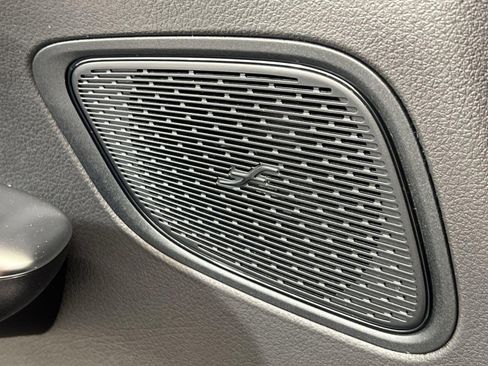 New 2025 Mercedes-Benz GLC 43 AMG 4MATIC image 35