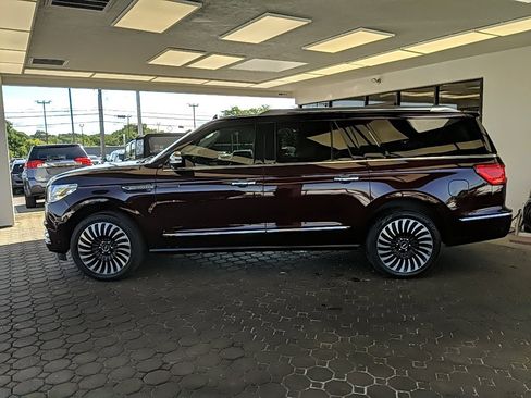 Used 2019 Lincoln Navigator L Black Label w/ Cargo Package image 8