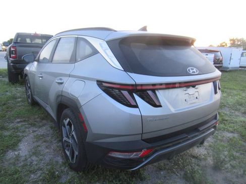 Used 2022 Hyundai Tucson Limited w/ Cargo Package FWD image 4
