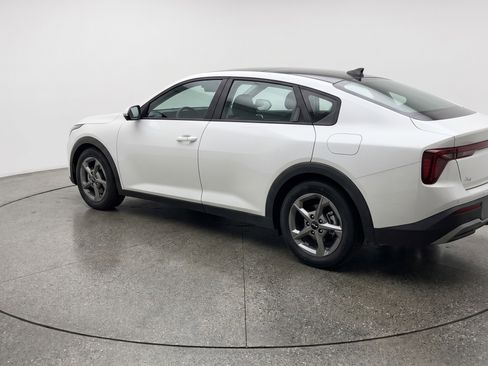 Used 2025 Kia K4 LXS FWD image 6