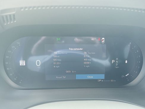 New 2026 Volvo XC60 B5 Ultra w/ Climate Package image 17