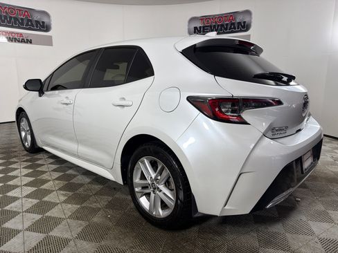 Used 2021 Toyota Corolla SE w/ SE Preferred Package image 5