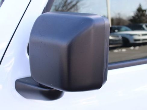 Used 2020 Jeep Wrangler Unlimited Sport image 12