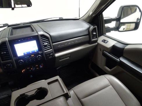 Used 2021 Ford F250 XL w/ Power Equipment Group image 36